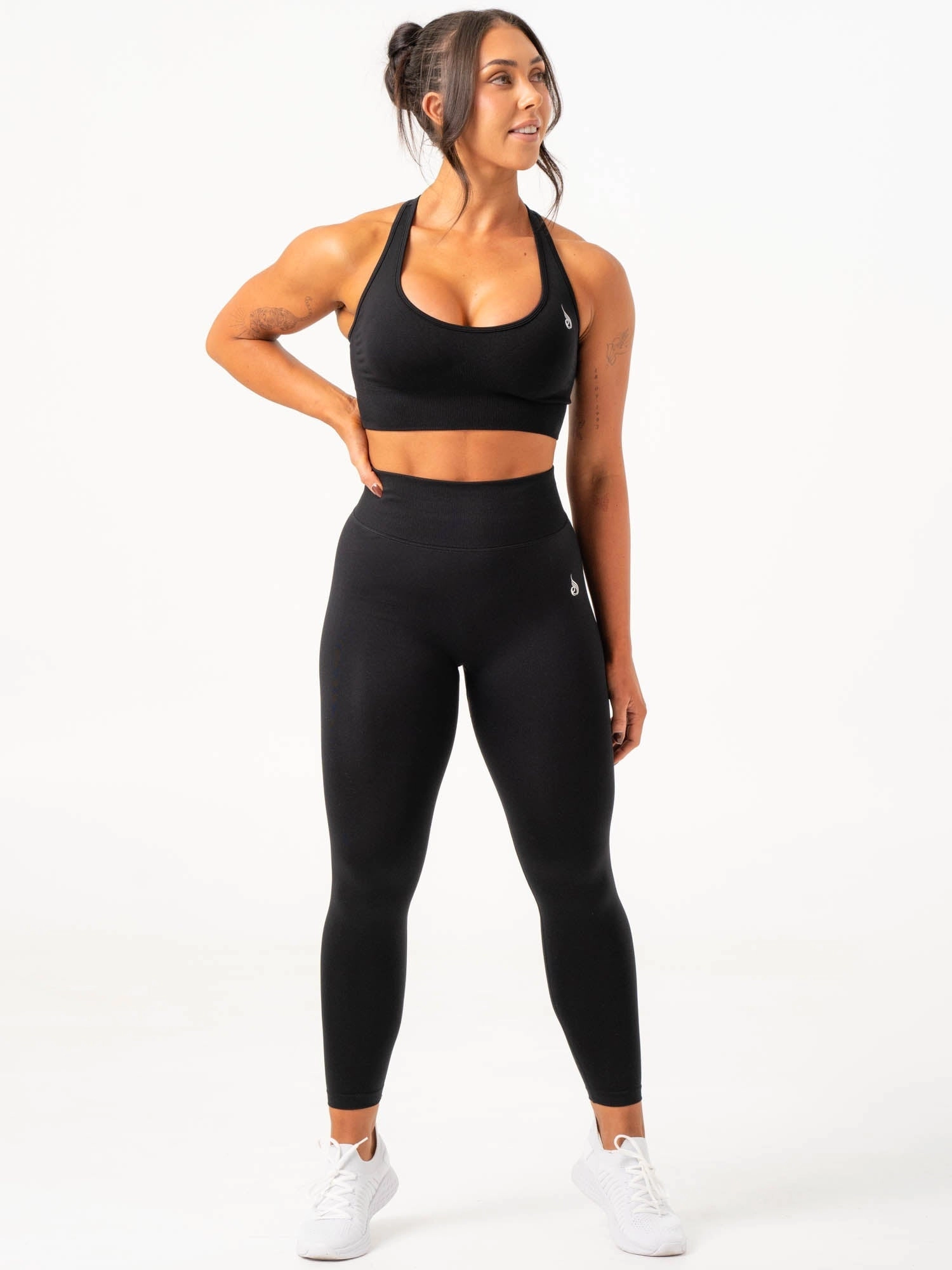 Cross Back Seamless Bra - Black