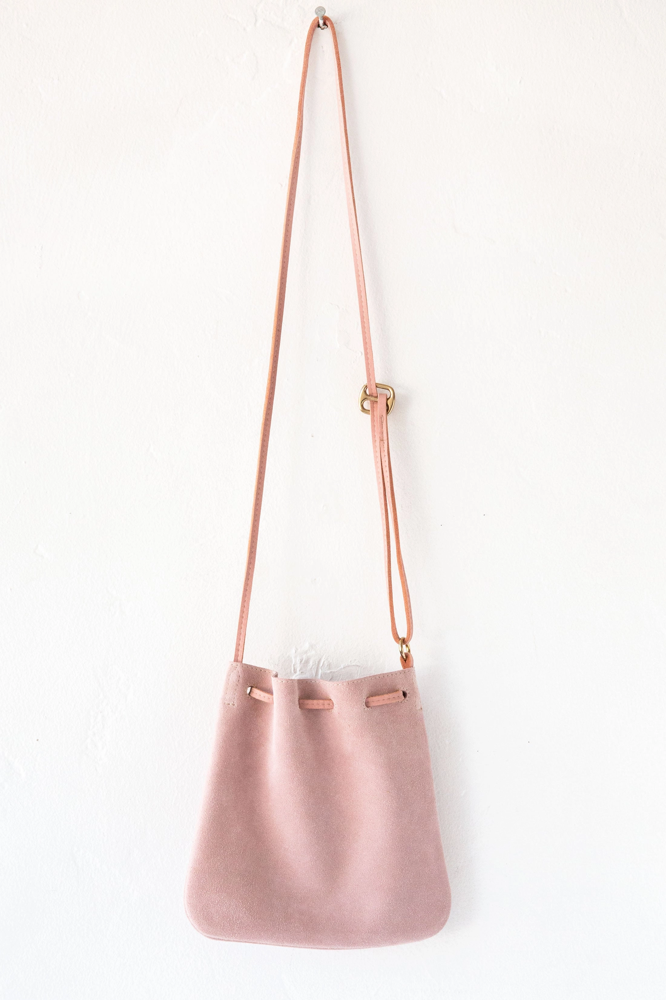 d/e goods small petal suede cross body bag