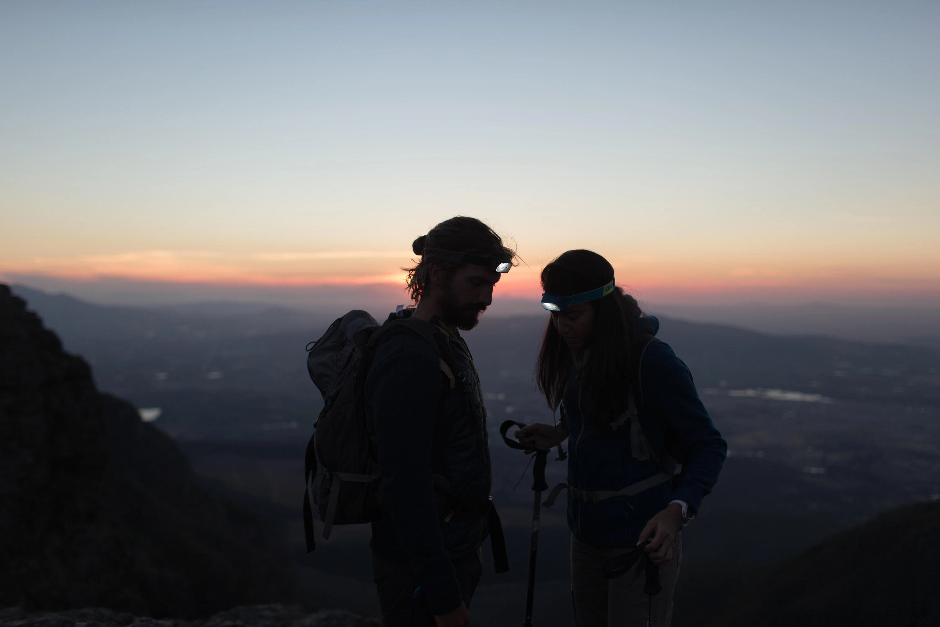 Forclaz ONNIGHT 100 Battery-Powered 80 Lumens Hiking Head Lamp