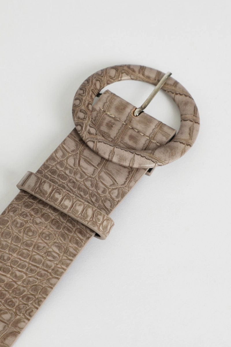 Grey Faux Croc Leather Round Buckle Belt