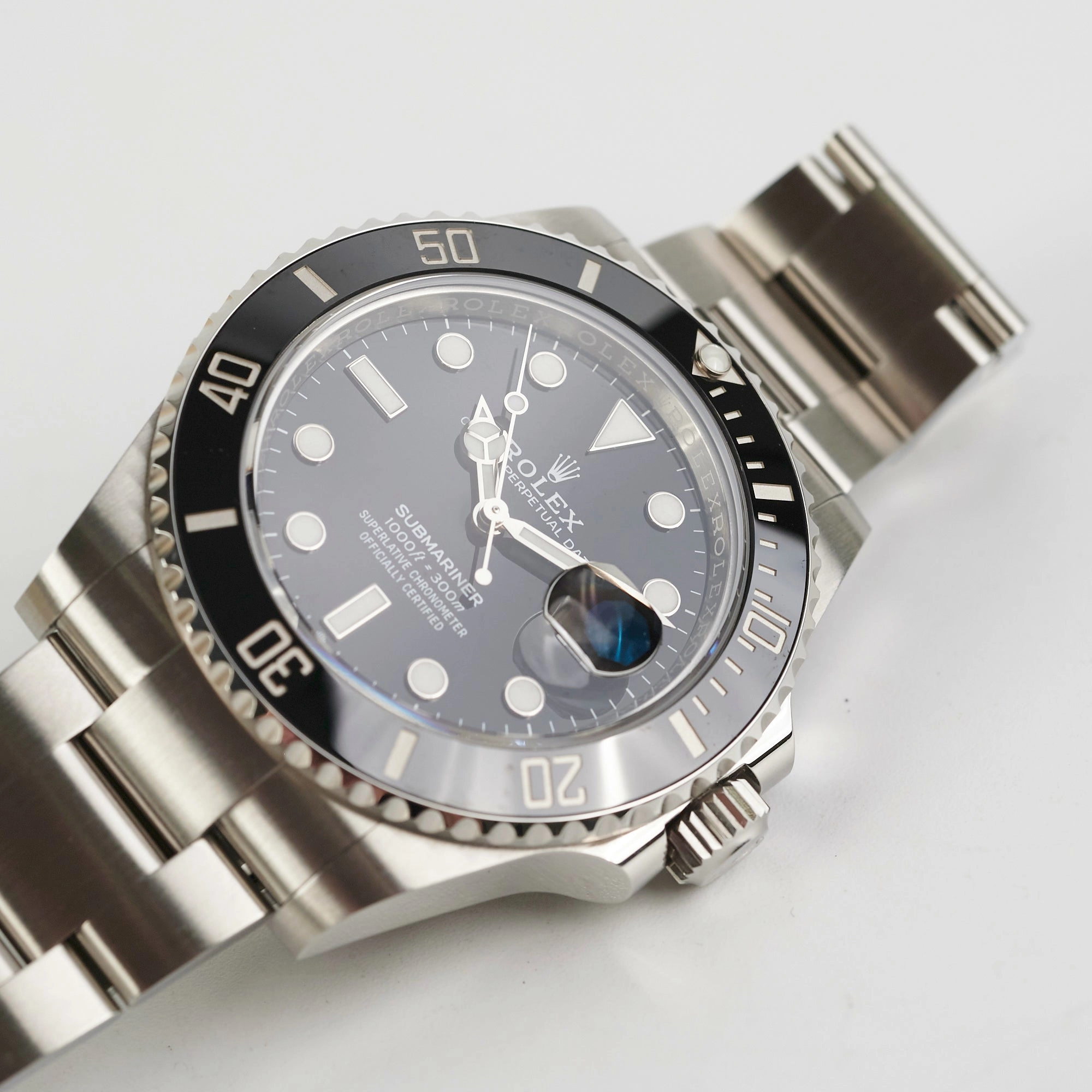 Rolex 40mm Oyster Perpetual Date Submariner 2023