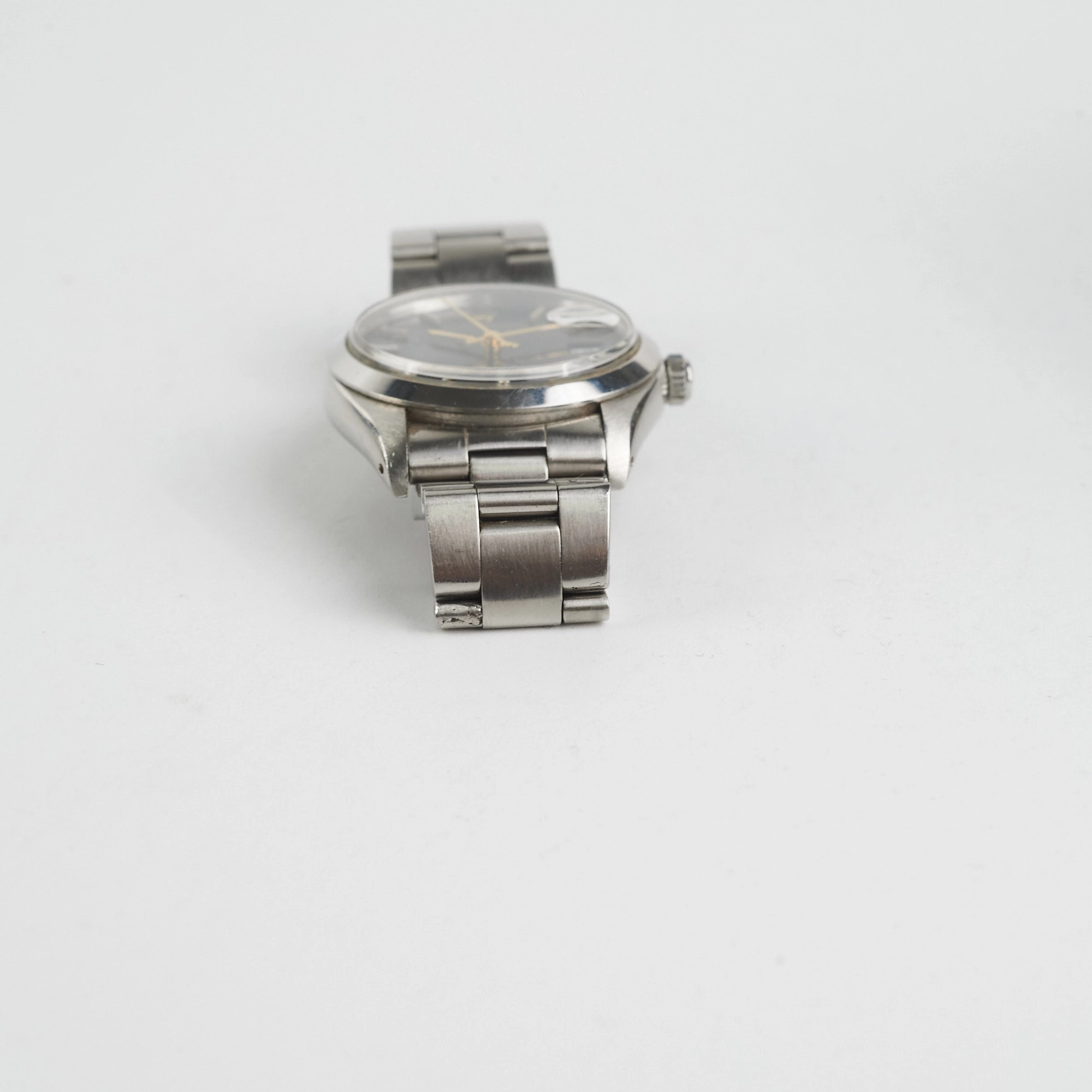 Rolex Oysterdate Black Dial Silver Oyster Bracelet 34 MM