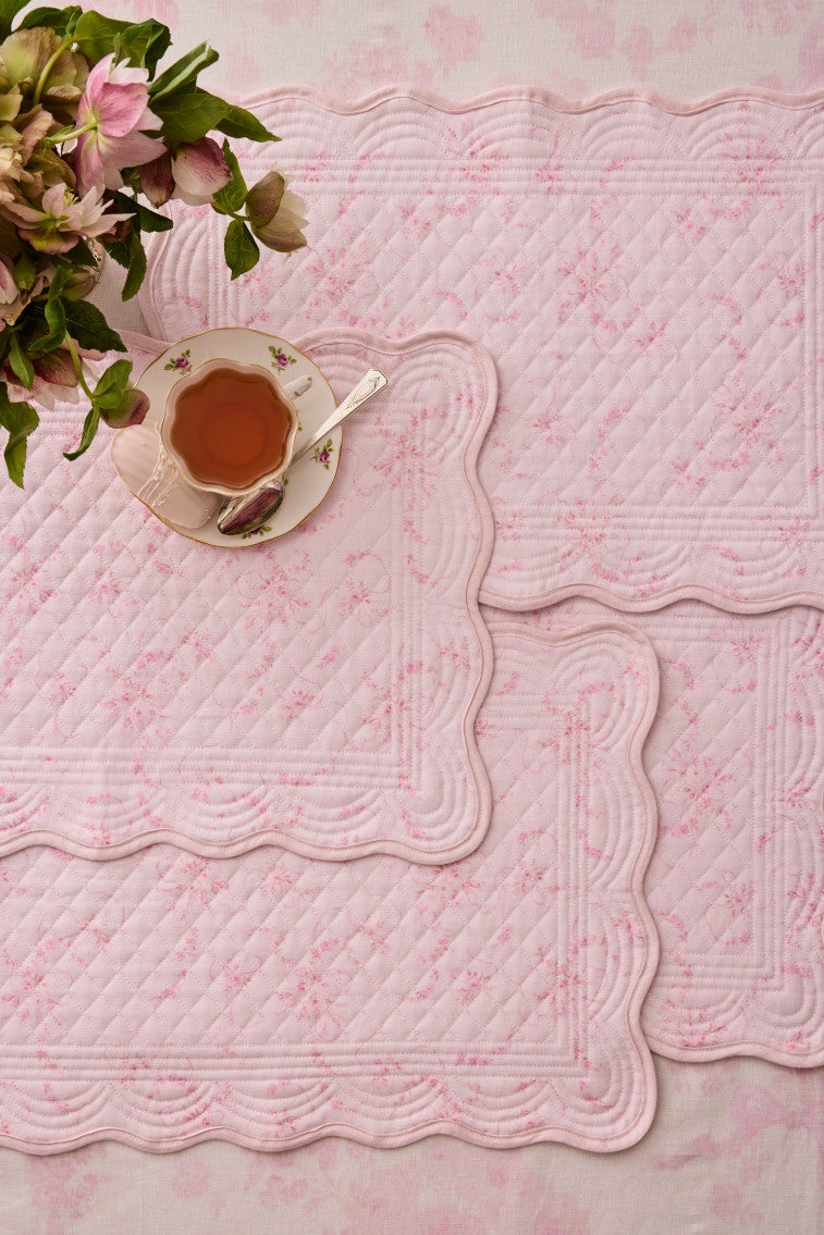 Vintage-Inspired Linen Place Mats - Set of 4